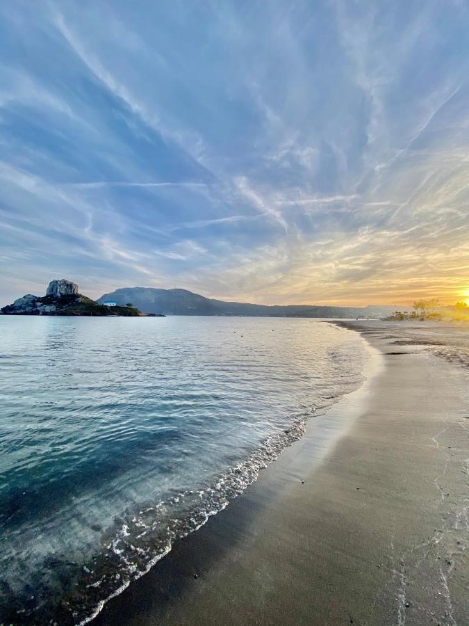 Casa Di Somnia Luxury Suites And Villas 马尔马里 外观 照片